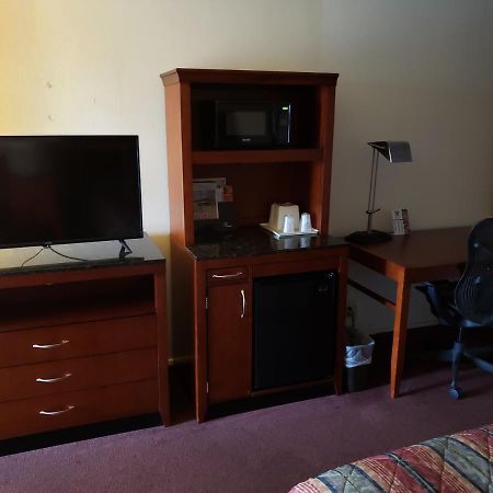 Huntingdon Motor Inn Εξωτερικό φωτογραφία