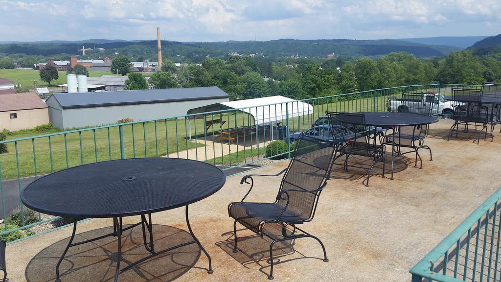 Huntingdon Motor Inn Εξωτερικό φωτογραφία